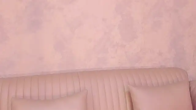 Snapshot of bonniekim_ chatting on 03.17.25 bonniekim online show from 03.17.25