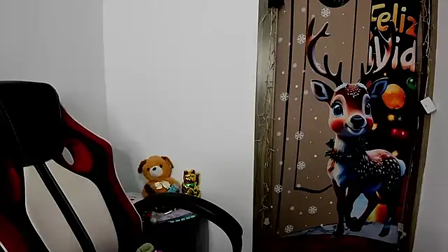 Snapshot of Sweet-Suck69 chatting on 01.08.25 Sweet-Suck69 online show from 01.08.25