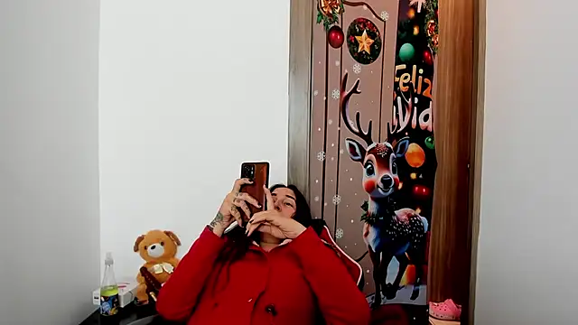 Snapshot of Sweet-Suck69 chatting on 01.21.25 Sweet-Suck69 online show from 01.21.25