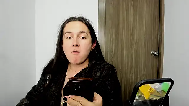 Snapshot of Sweet-Suck69 chatting on 02.17.25 Sweet-Suck69 online show from 02.17.25