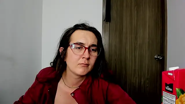 Snapshot of Sweet-Suck69 chatting on 02.24.25 Sweet-Suck69 online show from 02.24.25