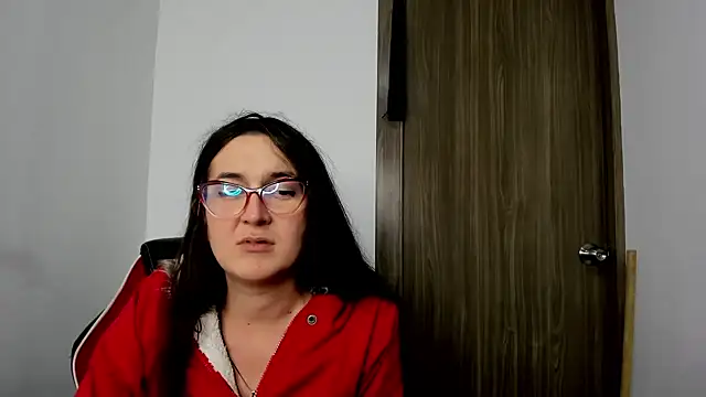 Snapshot of Sweet-Suck69 chatting on 02.28.25 Sweet-Suck69 online show from 02.28.25