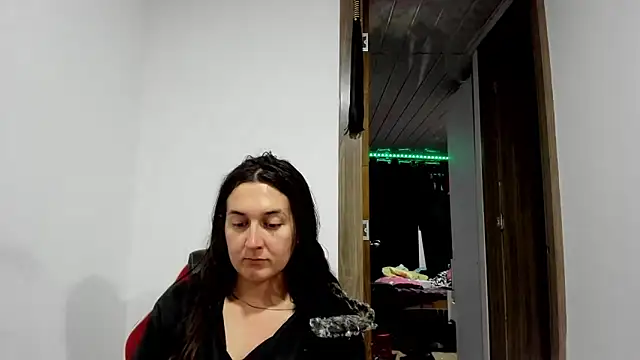 Snapshot of Sweet-Suck69 chatting on 03.07.25 Sweet-Suck69 online show from 03.07.25