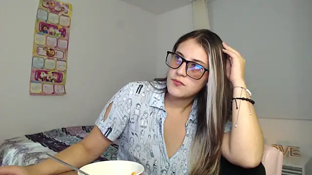 Snapshot of Giia_paiige18 chatting on 03.20.25 Giia paiige18 online show from 03.20.25