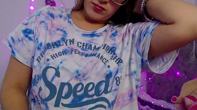 Snapshot of Giia_paiige18 chatting on 03.22.25 Giia paiige18 online show from 03.22.25