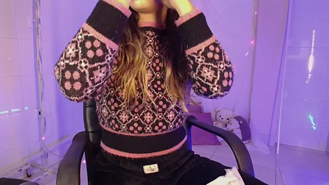 Snapshot of Giia_paiige18 chatting on 10.04.25 Giia paiige18 online show from 10.04.25