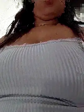 Snapshot of ArabicSilka chatting on 10.17.25 ArabicSilka online show from 10.17.25