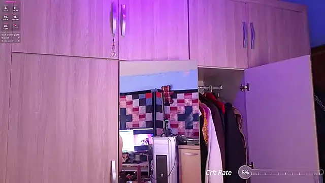 Snapshot of MemiKouki chatting on 02.06.25 MemiKouki online show from 02.06.25