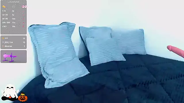 SharonR1 online show from 10.20.25