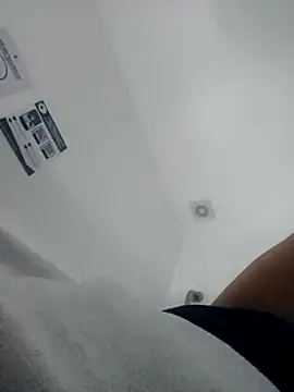 Snapshot of fire_menxxx001 chatting on 12.22.24 fire menxxx001 online show from 12.22.24