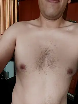 Snapshot of carozi chatting on 02.28.25 carozi online show from 02.28.25