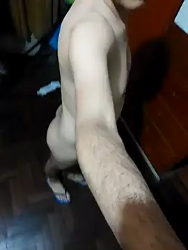 Snapshot of carozi chatting on 09.12.25 carozi online show from 09.12.25