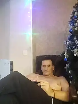 Snapshot of Viause_Kentauelle chatting on 12.25.24 Viause Kentauelle online show from 12.25.24