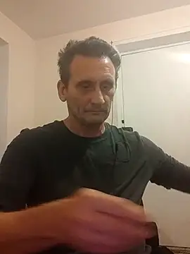 Snapshot of Viause_Kentauelle chatting on 03.21.25 Viause Kentauelle online show from 03.21.25