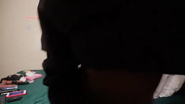 Snapshot of _Watuluv_ chatting on 02.15.25  Watuluv  online show from 02.15.25