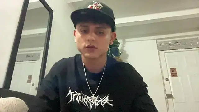 Snapshot of bob_petterson chatting on 01.13.25 bob petterson online show from 01.13.25