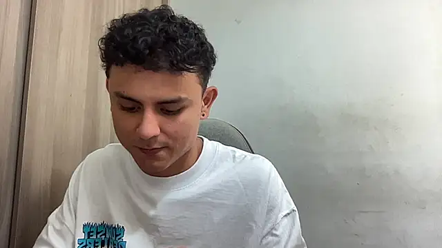 Snapshot of bob_petterson chatting on 01.13.25 bob petterson online show from 01.13.25