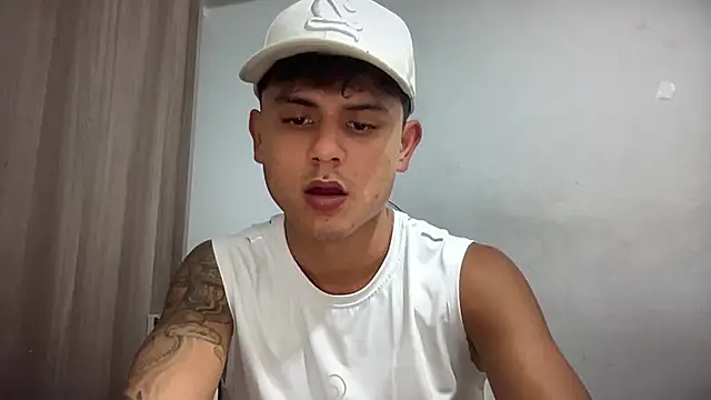 Snapshot of bob_petterson chatting on 01.17.25 bob petterson online show from 01.17.25