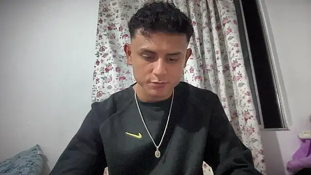 Snapshot of bob_petterson chatting on 01.26.25 bob petterson online show from 01.26.25