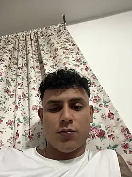 Snapshot of bob_petterson chatting on 01.29.25 bob petterson online show from 01.29.25