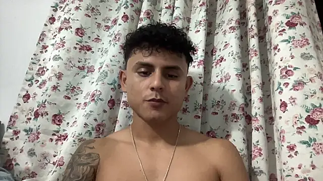 Snapshot of bob_petterson chatting on 02.01.25 bob petterson online show from 02.01.25