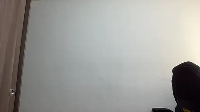 Snapshot of bob_petterson chatting on 02.03.25 bob petterson online show from 02.03.25