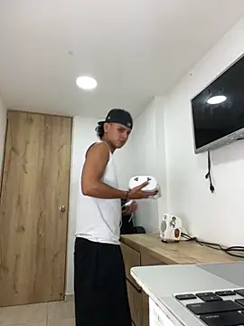 Snapshot of bob_petterson chatting on 09.30.25 bob petterson online show from 09.30.25