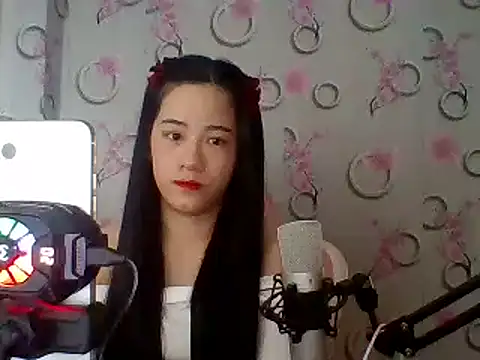 Snapshot of Nana-68 chatting on 01.30.25 Nana-68 online show from 01.30.25