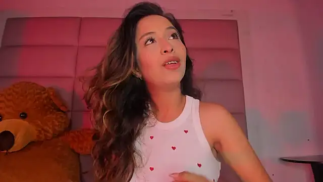 little-Emma online show from 11.21.25