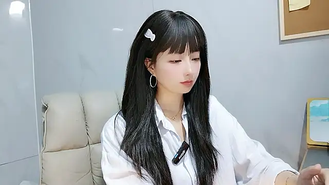 Nery Asian online show from 09.25.25