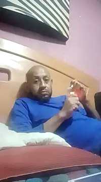 Snapshot of pineda1689 chatting on 12.21.24 pineda1689 online show from 12.21.24