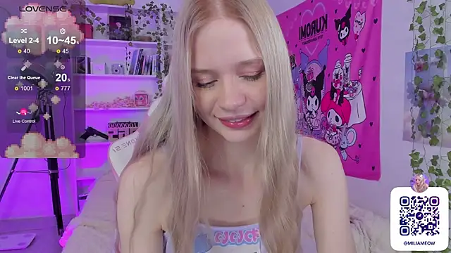 Snapshot of Milia_Parker chatting on 02.10.25 Milia Parker online show from 02.10.25