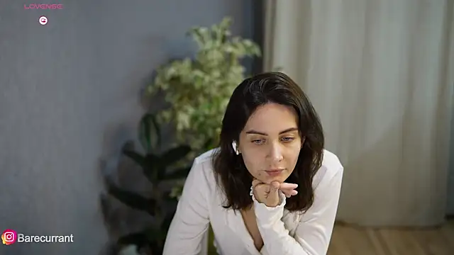 Snapshot of sochnagirls chatting on 12.27.24 sochnagirls online show from 12.27.24