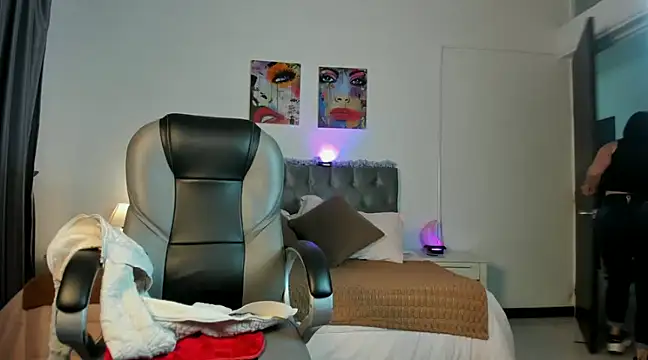 Snapshot of Jayden_Jonnes chatting on 01.22.25 Jayden Jonnes online show from 01.22.25