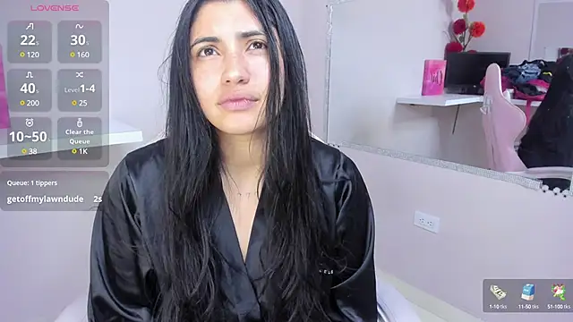Snapshot of Danna_777_ chatting on 12.20.24 Danna 777 online show from 12.20.24