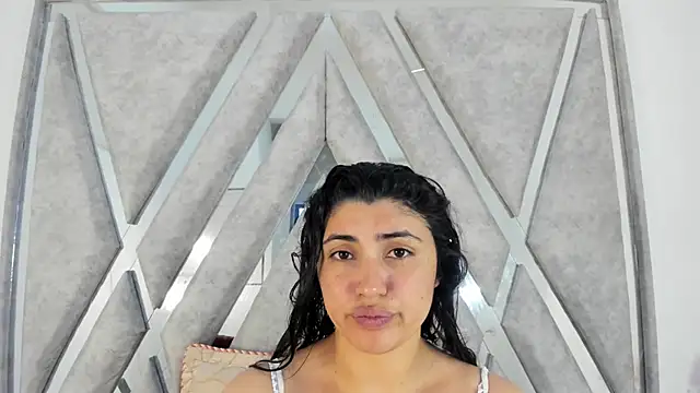 Snapshot of Danna_777_ chatting on 02.02.25 Danna 777 online show from 02.02.25