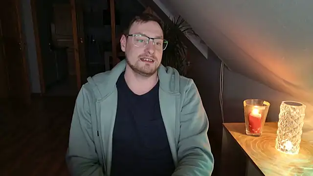 Snapshot of Relsxboy chatting on 01.07.25 Relsxboy online show from 01.07.25