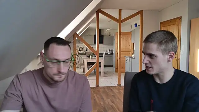 Snapshot of Relsxboy chatting on 02.03.25 Relsxboy online show from 02.03.25