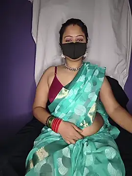 Snapshot of priya__angel chatting on 10.02.25 priya angel online show from 10.02.25