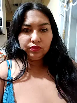 Snapshot of Marcela87 chatting on 12.21.24 Marcela87 online show from 12.21.24
