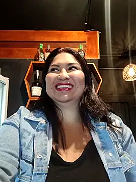 Snapshot of Marcela87 chatting on 01.27.25 Marcela87 online show from 01.27.25