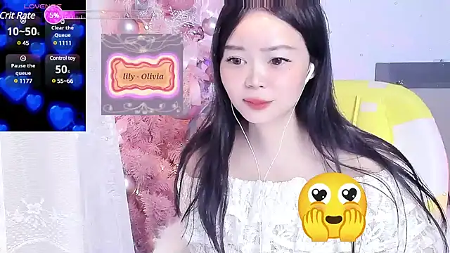 Snapshot of lilies-sweet chatting on 01.27.25 lilies-sweet online show from 01.27.25