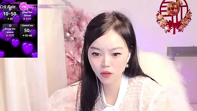 Snapshot of lilies-sweet chatting on 01.28.25 lilies-sweet online show from 01.28.25