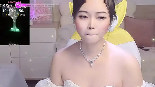 Snapshot of lilies-sweet chatting on 03.09.25 lilies-sweet online show from 03.09.25