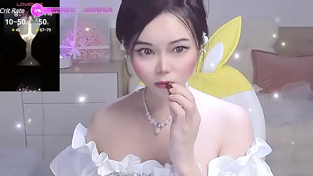 Snapshot of lilies-sweet chatting on 03.09.25 lilies-sweet online show from 03.09.25