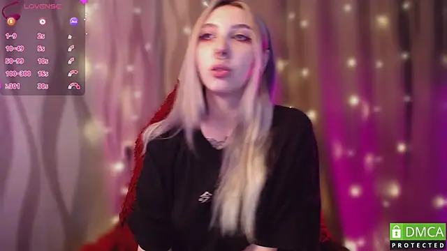 JustMeowGirl online show from 02.11.25