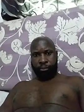 Snapshot of Stallion100 chatting on 11.07.25 Stallion100 online show from 11.07.25