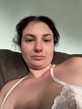 Snapshot of MilfyMrsRobinson chatting on 02.03.25 MilfyMrsRobinson online show from 02.03.25