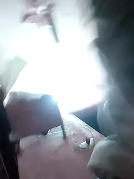 Snapshot of ListedLoin chatting on 11.07.25 ListedLoin online show from 11.07.25