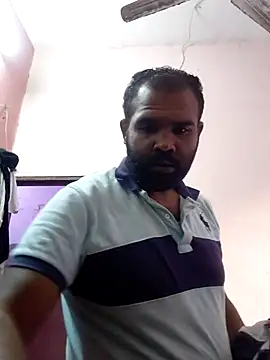 Snapshot of ListedLoin chatting on 11.09.25 ListedLoin online show from 11.09.25